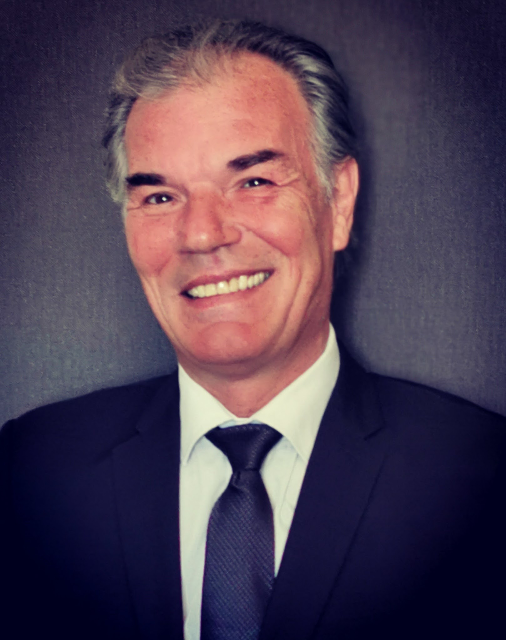 James Houyez